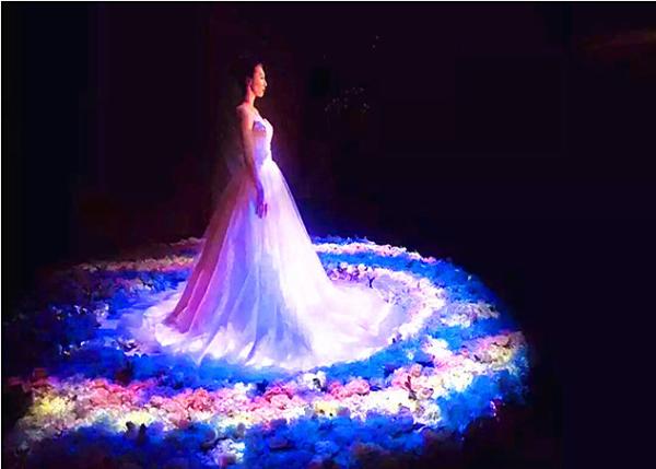 Cheap Custom Interactive Hologram Display , 3D Hologram Screen For Advertising for sale