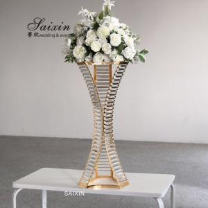 China ZT-538G  2022 New Flower metal gold triangle crystal decor flower stand support decor on sale