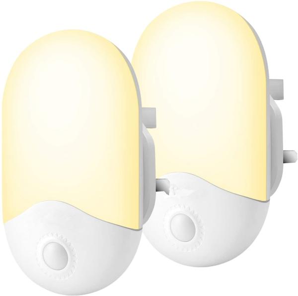 Cheap 15lm*2 100000h Plug In Motion Sensor Light With Dusk To Dawn Photocell Sensor for sale