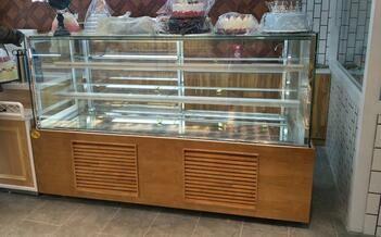 Cheap Anti Rust Bakery Bread Display , Retail Bread Display Easy Manoeuvrability for sale