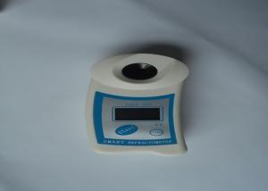 Easy Operation Digital Pocket Refractometer Small Size For Field Use