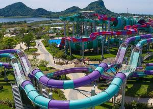 Best Hotel Custom Water Slides , Swimming Pool Water Slides 10 Years Life Span wholesale