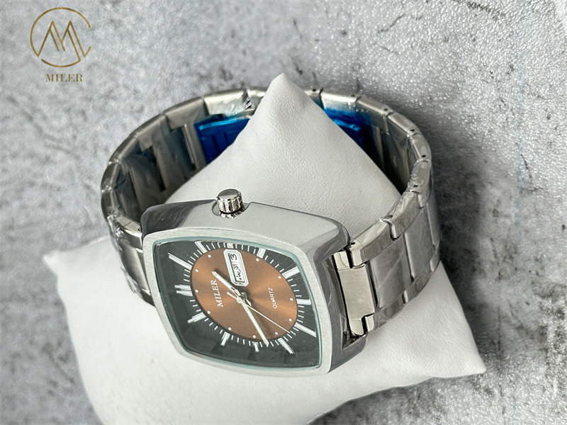 Quartz Watches for Men Transparent case Waterproof Watch for Men logo Customization