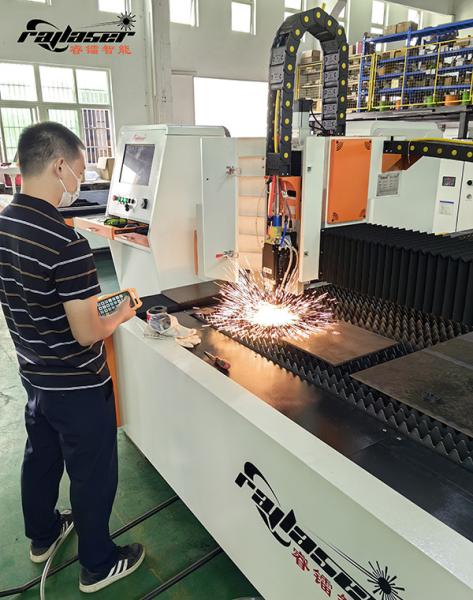 Cheap Metal Laser Cutting Machine Metal Laser Cutter Cnc Sheet Metal Cutting Laser for sale