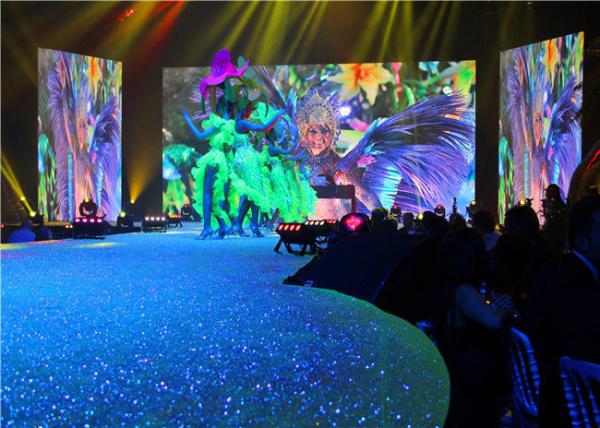 Cheap Indoor P3 Full Color Led Display High Definition Customized Creative Application for sale