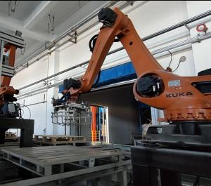 Handling Robotic Arm 6 Axis Kuka KR60-3  Customized Robot Gripper