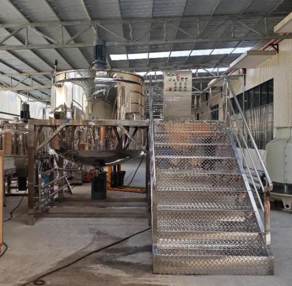 Cheap Liquid Soap Making Machine / Shampoo With Complex Scraping Board Blending Oar And Sanitation Grade Mirror Polishing Surface for sale