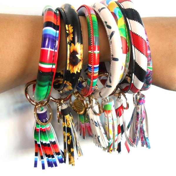 Cheap ODM Personalized Wristlet Keychain , Brass Plating Wristlet Bangle Keychain for sale