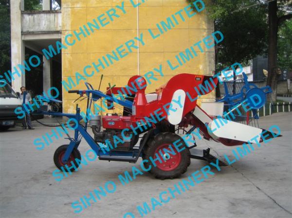 Cheap mini paddy combine harvester with Tyre wheel for sale