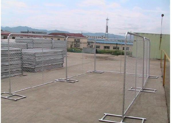 Cheap Silver Color Portable Event Fencing , Construction Chain Link Fence Panels for sale