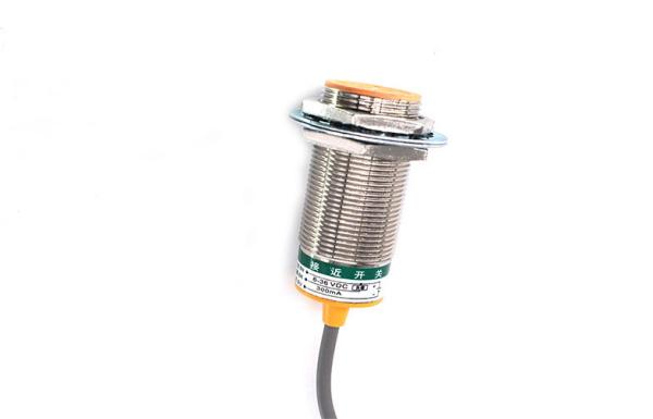 Cheap Small Size Industrial Proximity Switch With Multiple Protection Function for sale