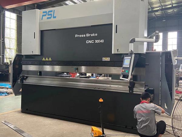 Cheap Electro-hydraulic synchro. CNC Press Brake sheet bending machine servo main motor for sale