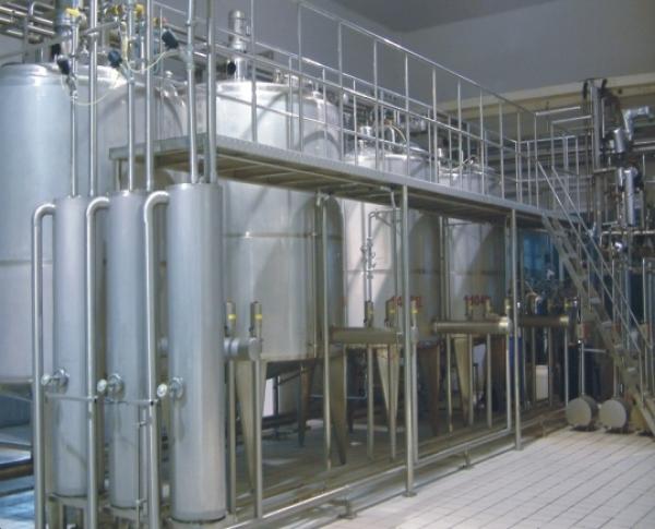 Cheap Automatic Separated Structure CIP Systems with Capacity of 3000L/H*3 for Dairy & Juice Line for sale