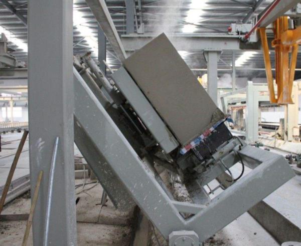 Cheap 6M Titing Table Automatic Concrete Block Making Machine for sale