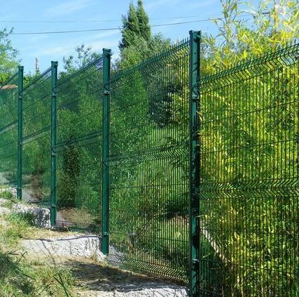 Cheap 3D Garden Fence Curvy Welded Wire Mesh Fence for sale