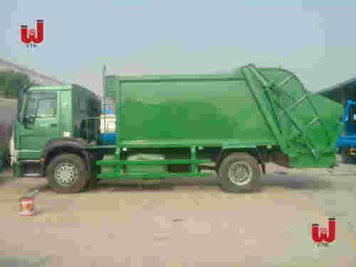 Cheap 10000L Front Load Trash Truck 10m3 Manual Side Loader Garbage Truck for sale