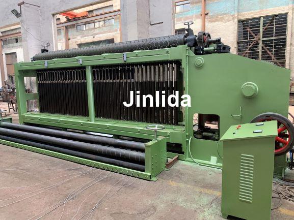 Cheap Automatic Hexagonal Mesh Machine 3300mm Width In Oil And Construction for sale