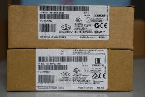 Siemens BUS Connector for use with ET200M, SIMATIC DP