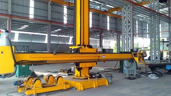 Cheap Motorized Moving Rotation Column and Boom Welding Machine With Electric Cross Slides for sale