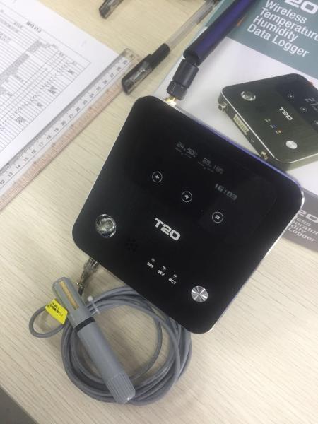Cheap Programmable SMS Temperature Monitoring , High Low GSM Temperature Controller for sale
