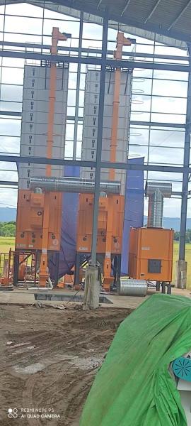 Cheap SS No Auger Type Maize Dryer Machine With Husk Burner 15T/Batch for sale