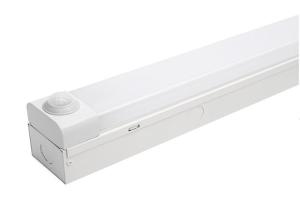 China Waterproof 8 FT Linear LED Fixture 80w 3000K , Linear LED Strip Lighting 277 V on sale
