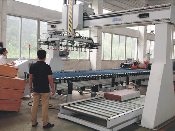 Cheap Ultrasonic Spray Coating System / Loading Unloading Machine for sale