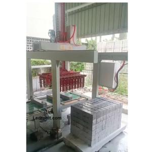 Best Electric Loading And Unloading Robot With 2-5 Axes And LCD Display wholesale
