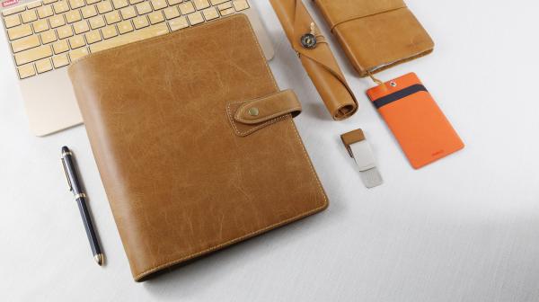 Cheap High quality A5 middle size ring binder loose leaf organizer with brown color for sale