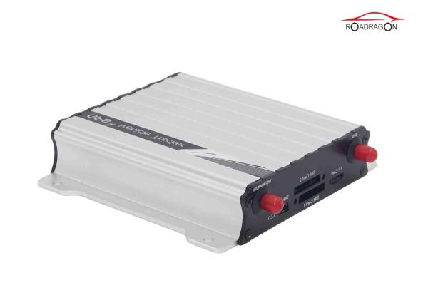 Cheap Open Door Alarm GPS Fleet Tracking Devices , Real Time GPS Fleet Tracking Camera Monitor for sale