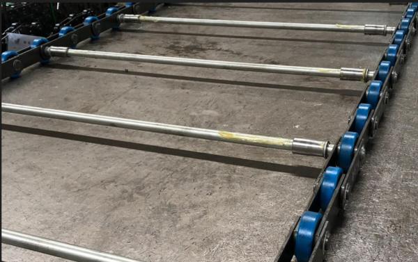 Cheap 513NPE Index Pin Escalator Step Chain 3P Escalator Solid Axles Pitch 135.46 for sale