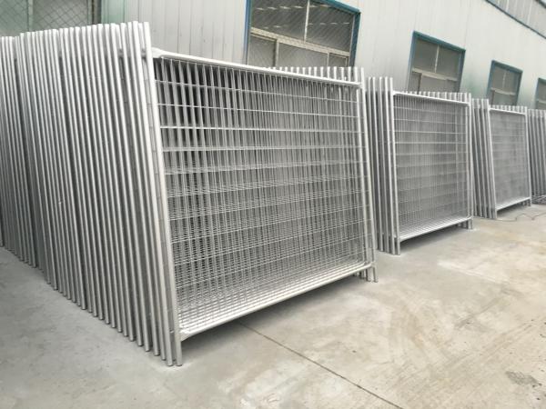Cheap Zinc Coated Temporary Driveway Fence / 84 Microns Galvanized Metal Fence for sale