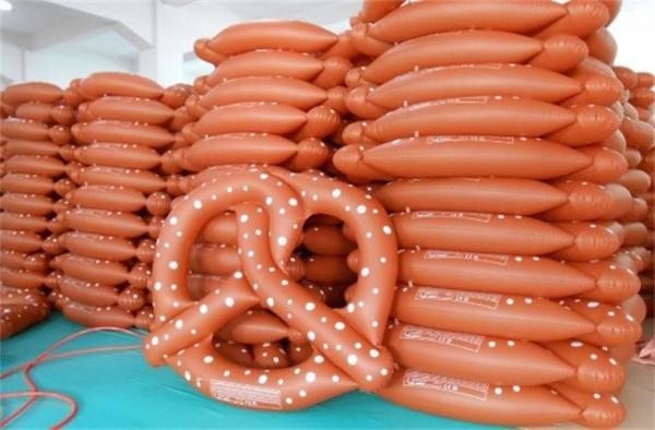Cheap Funny Inflatable Pretzels Pool Float Pool Swimming Floating for sale