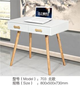Nordic Style MDF Computer Desk 800*500*730mm With Good Practicality
