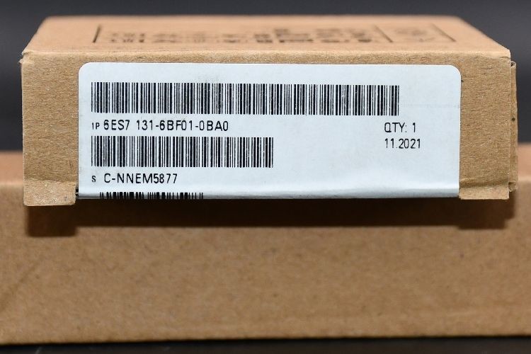 Siemens BUS Connector for use with PROFIBUS bus cable, SIMATIC DP