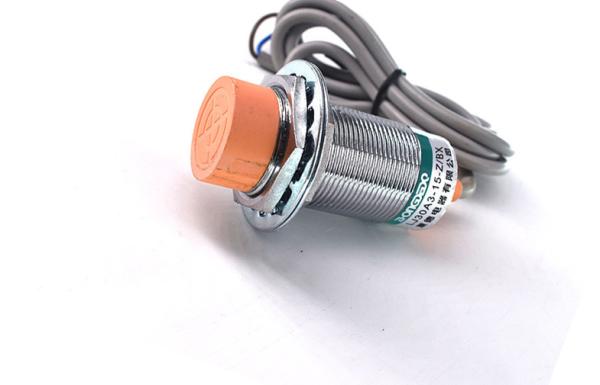 Cheap Waterproof Inductive Proximity Switch Long Service Life Simple Operation for sale