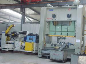 CNC GL Servo Feeder Machine Decoiler Stamping Press Feeder