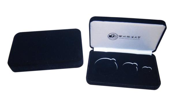 Cheap Metal Presentation Boxes, Flocked Coin/Badge Boxes for sale