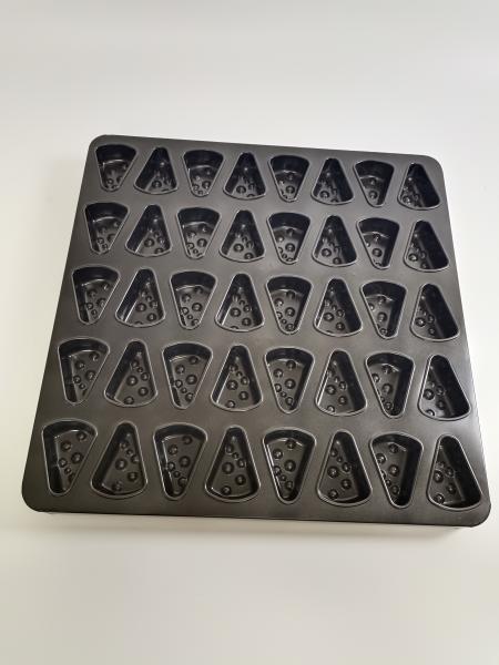 Cheap 40 Links Non Stick Silicone  Triangle Shaped Cake Baking Trays Mold for sale