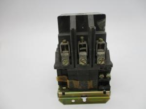 A201K3CB 5277C15G07 Electric Motor Starter 90A Front Connected Three Pole Open Size