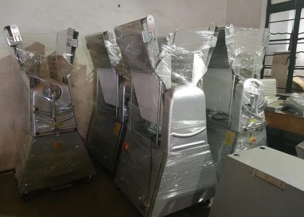 Cheap Floor Stand Bread Dough Sheeter Stainless Steel With Emergency Stop Switch for sale