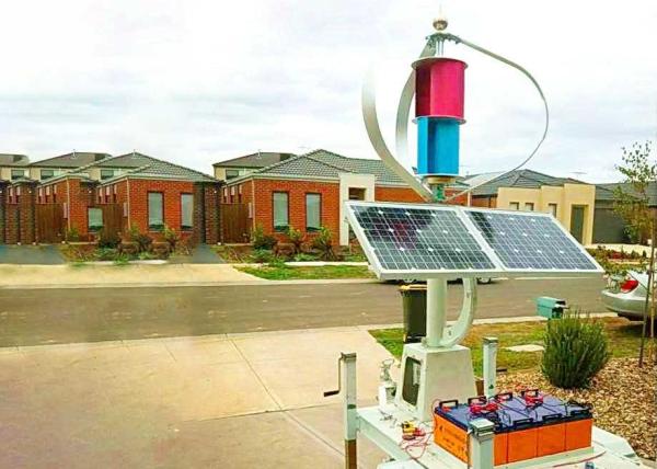 Cheap Mobile Lighting Combined Solar And Wind Energy System 20 Years Design Life for sale