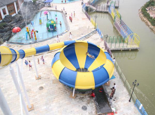 Cheap Amusement Park Space Bowl Water Slide for sale