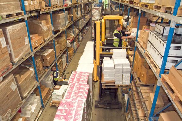 Cheap Warehouse Storage racks of heavy duty selective pallet racking for sale