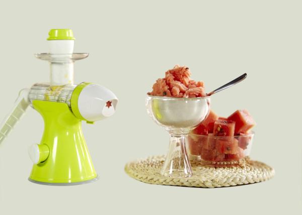 Cheap Convenient Pineapple Hand Ice Cream Maker Energy Saving OEM Accepted for sale