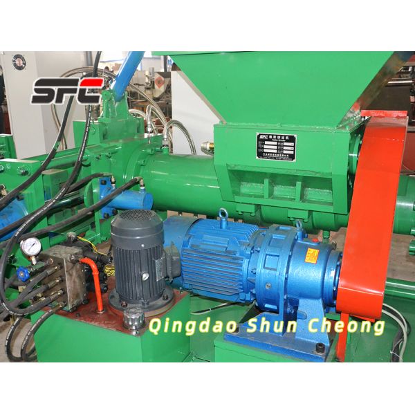 Force Feed Rubber Extruder machine overview