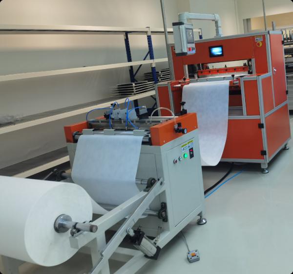 Cheap Filter Paper Knife Pleating Machine 700mm Width CNC Control System for sale