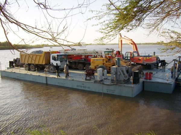 Cheap 100t Ferry Temporary Floating Pontoon Bridge for sale