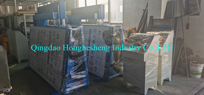 Precise Vertical Foam Cutting Machine 350mm Cutting Height 1.5kw