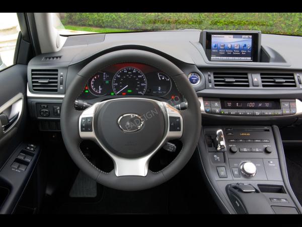 Cheap Multimedia Lexus Navigation System Wirelessly Connection USB Multimedia Port for sale